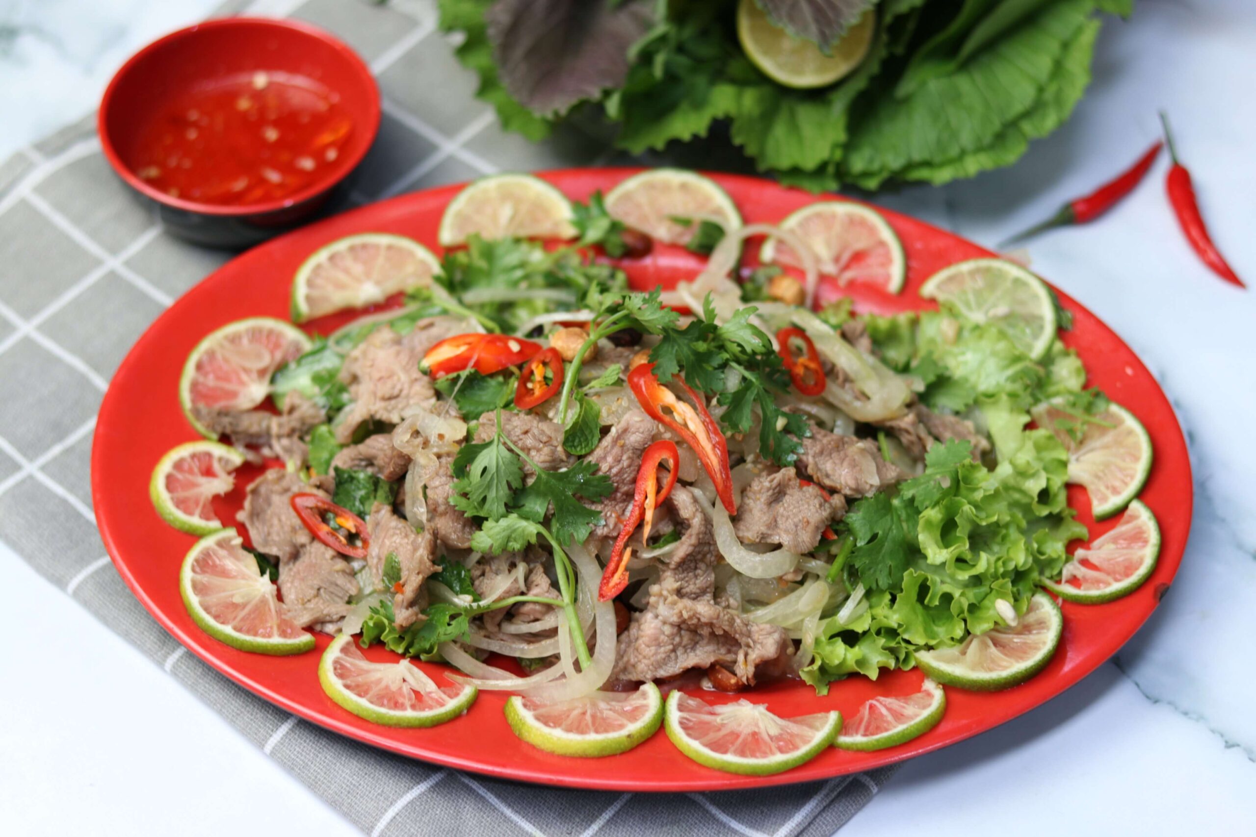 Gỏi Bò Tái Chanh